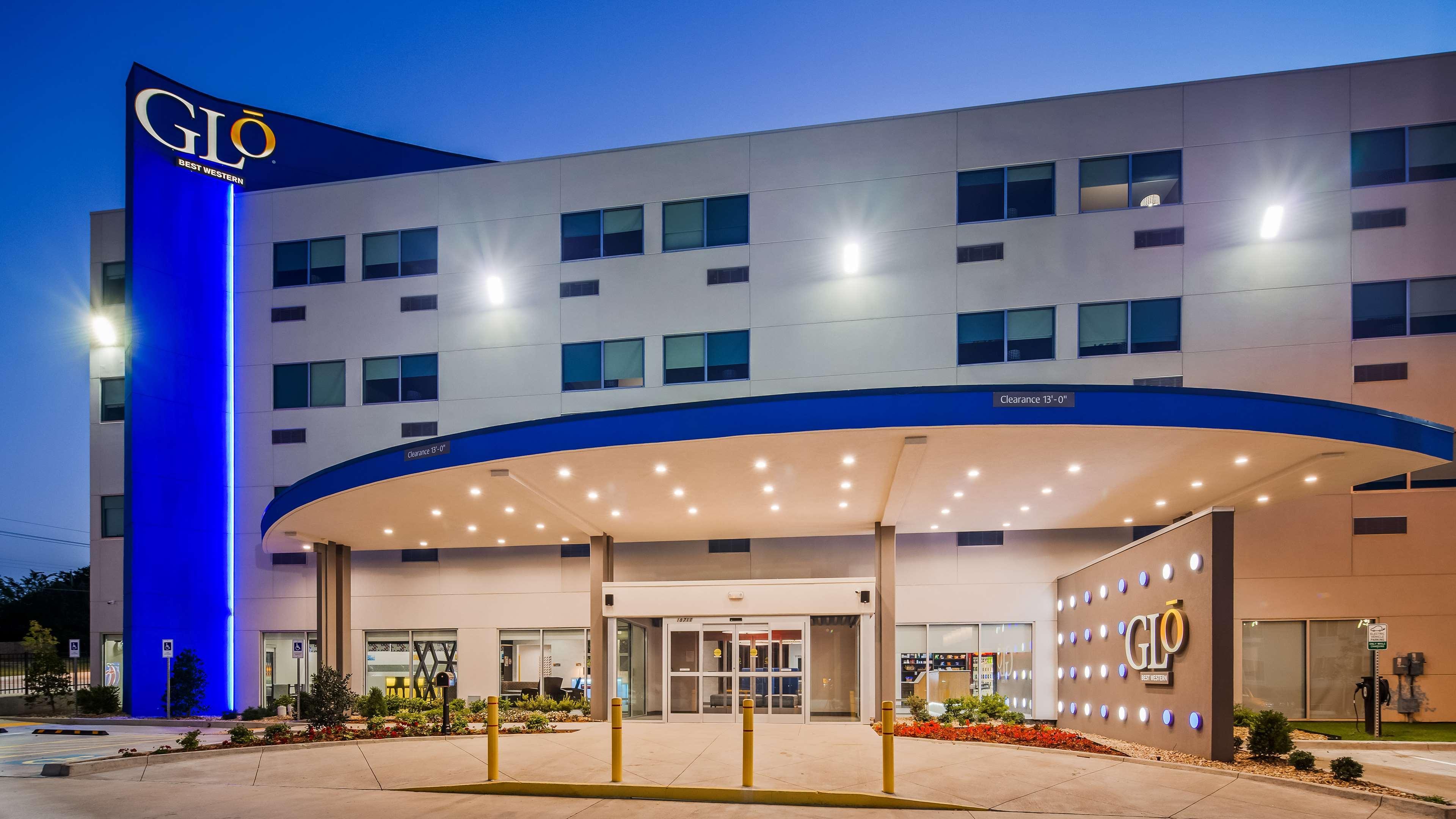 Glo Best Western Tulsa-Catoosa East Route 66 Exterior photo